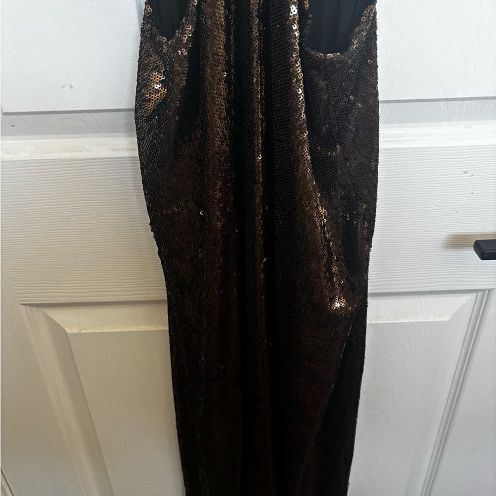 Halston Chloe Sequin Gown - Picture 10 of 14
